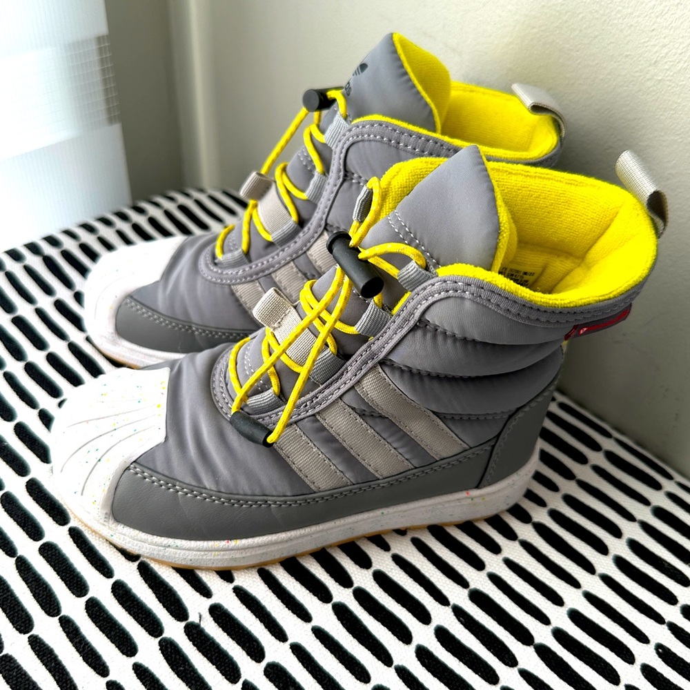 New adidas Superstar 360 Toddler Boots Primaloft Sneakers Size 10.5 US/ 10K UK